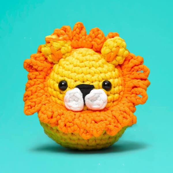 lion crochet kit amirugumi