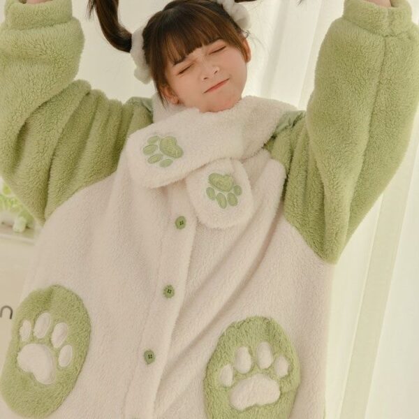 Green Kawaii Pajamas Green Cute Sleepwear paw cute