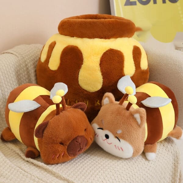 Kawaii Capybara Plushie Toy as Cute Bee