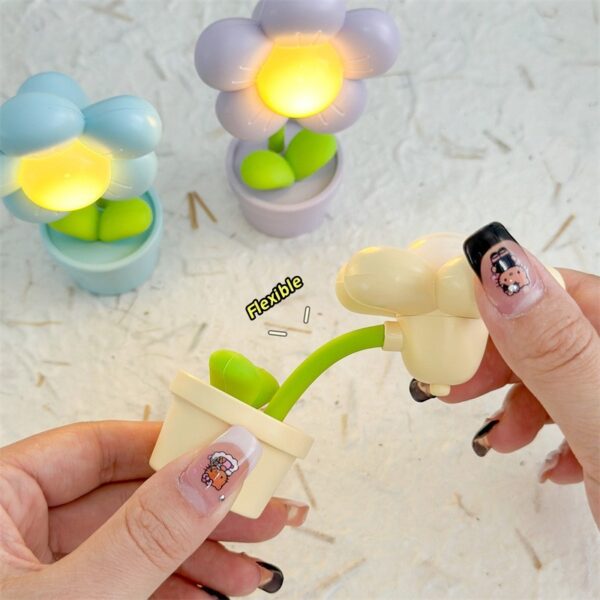 Cute Flower Night Lamp