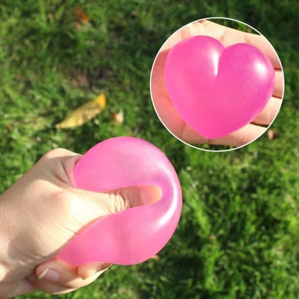 Cute Heart Squishy (Color-Changing!)